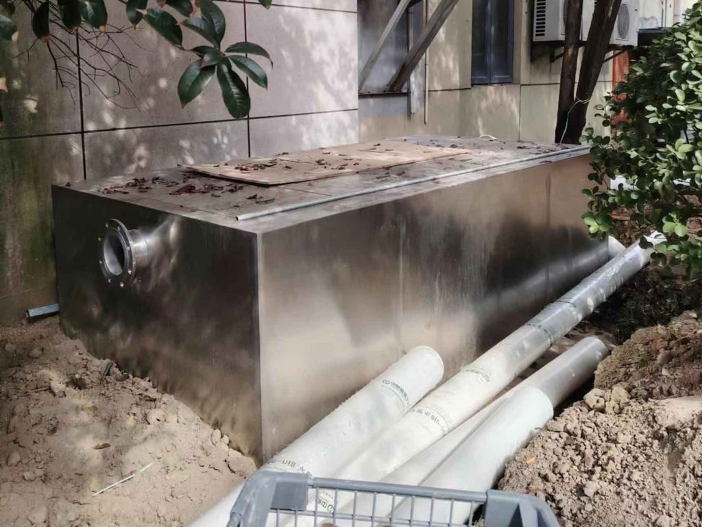 寶山紅太陽商業(yè)廣場地埋式油水分離器 寶山紅太陽商業(yè)廣場地埋式油水分離器